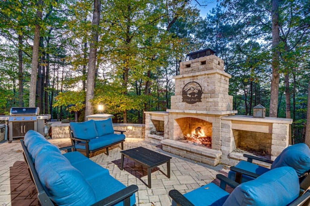 Twin Peaks vacation rental in the Shenandoah Valley